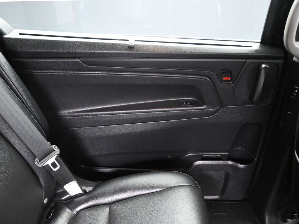 2023 Honda Odyssey Touring, photo 52 of 82