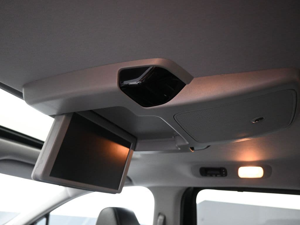 2023 Honda Odyssey Touring, photo 37 of 82