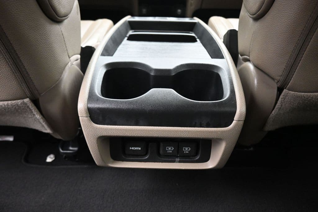 2018 Honda Odyssey Elite, photo 39 of 84