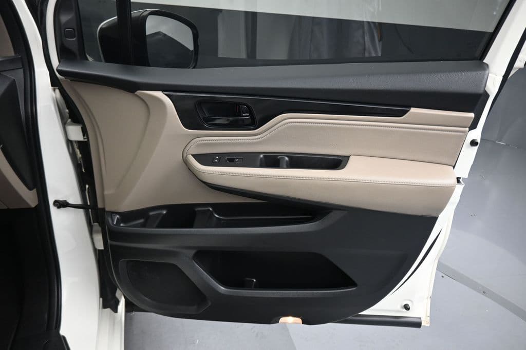2018 Honda Odyssey Elite, photo 61 of 84