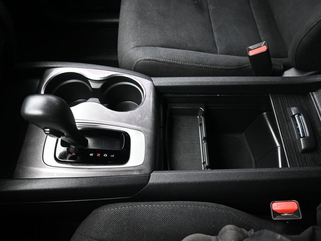2019 Honda Pilot LX, photo 21 of 68