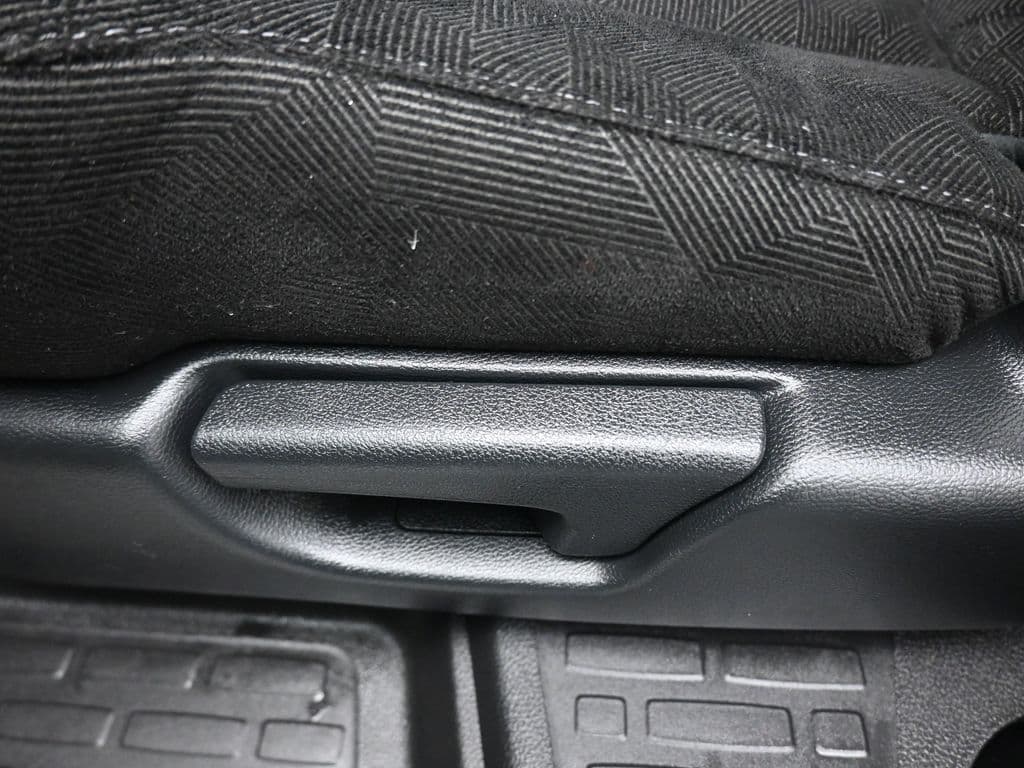2019 Honda Pilot LX, photo 31 of 68