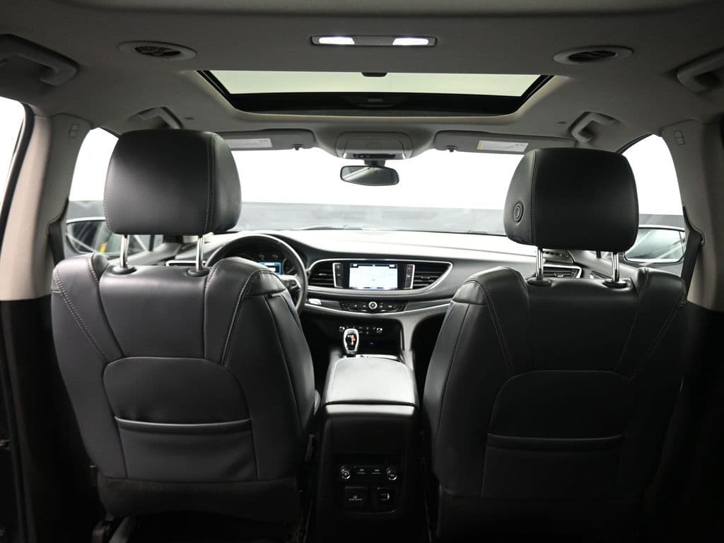 2018 Buick Enclave Essence, photo 40 of 72