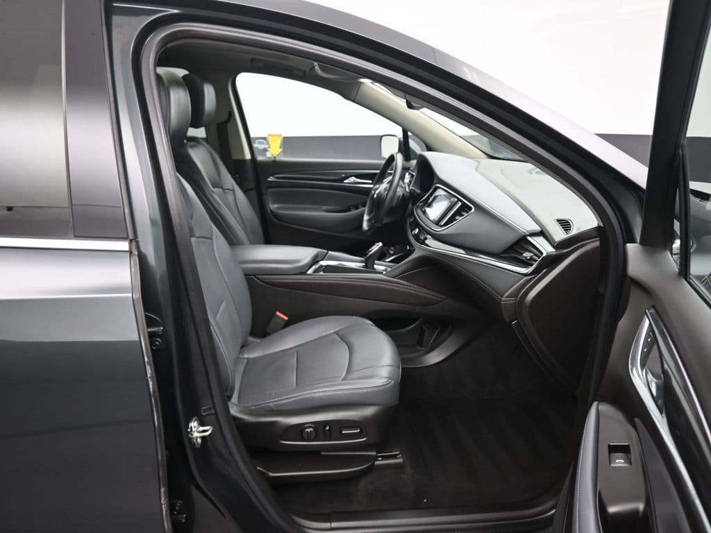 2018 Buick Enclave Essence, photo 51 of 72