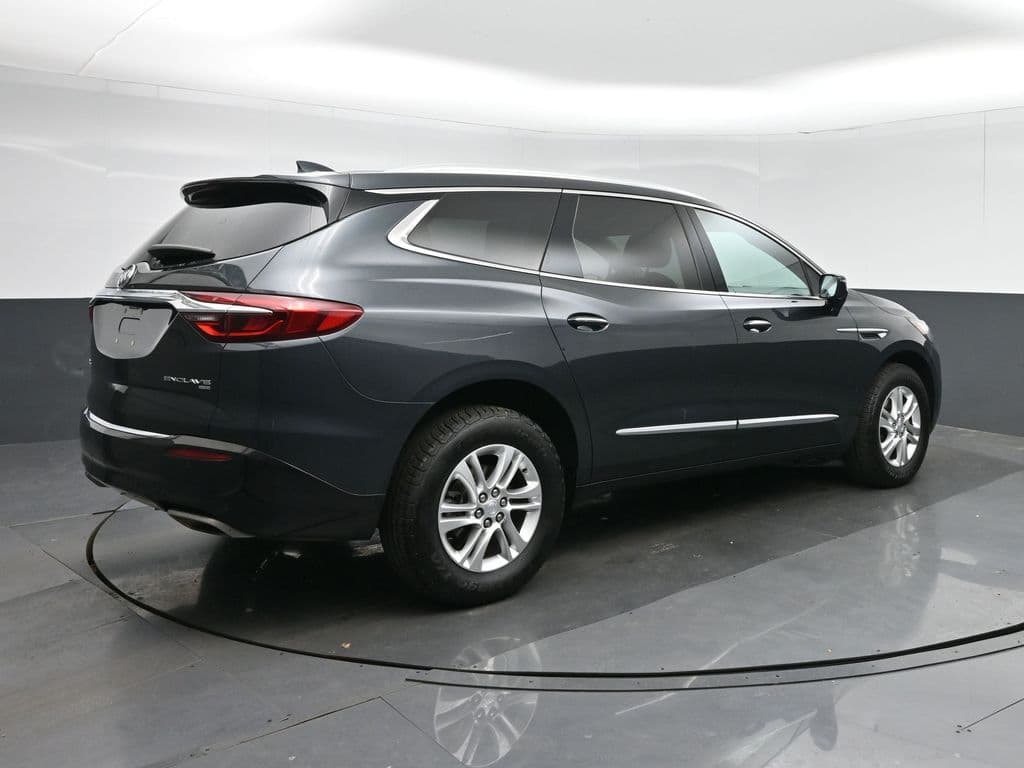 2018 Buick Enclave Essence, photo 7 of 72