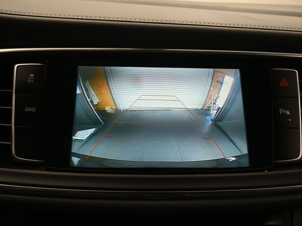2018 Buick Enclave Essence, photo 20 of 72