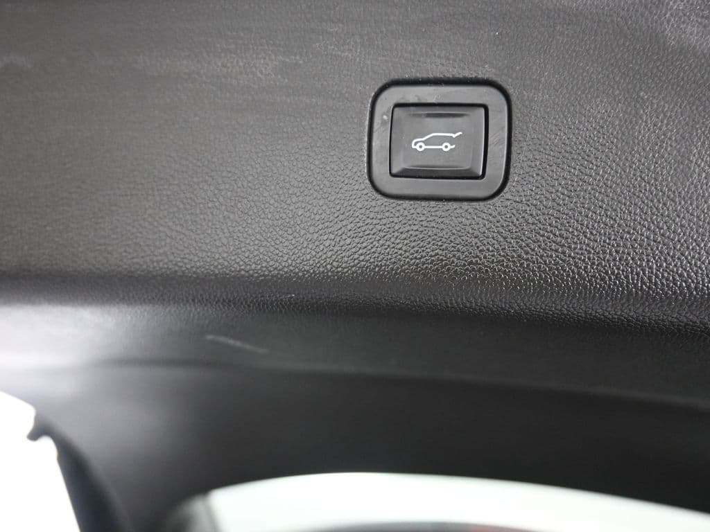 2018 Buick Enclave Essence, photo 56 of 72