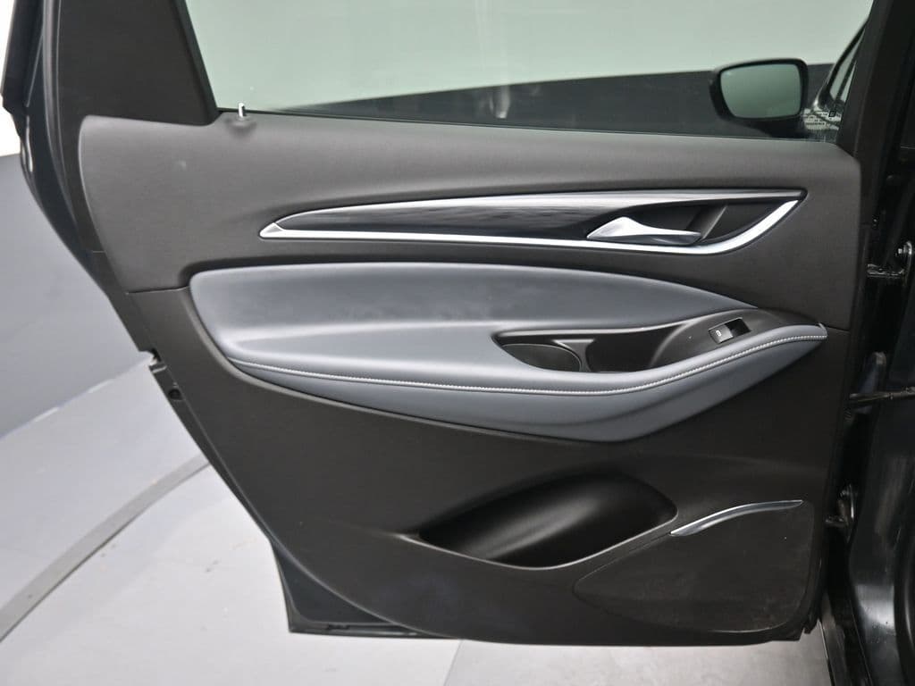 2018 Buick Enclave Essence, photo 30 of 72