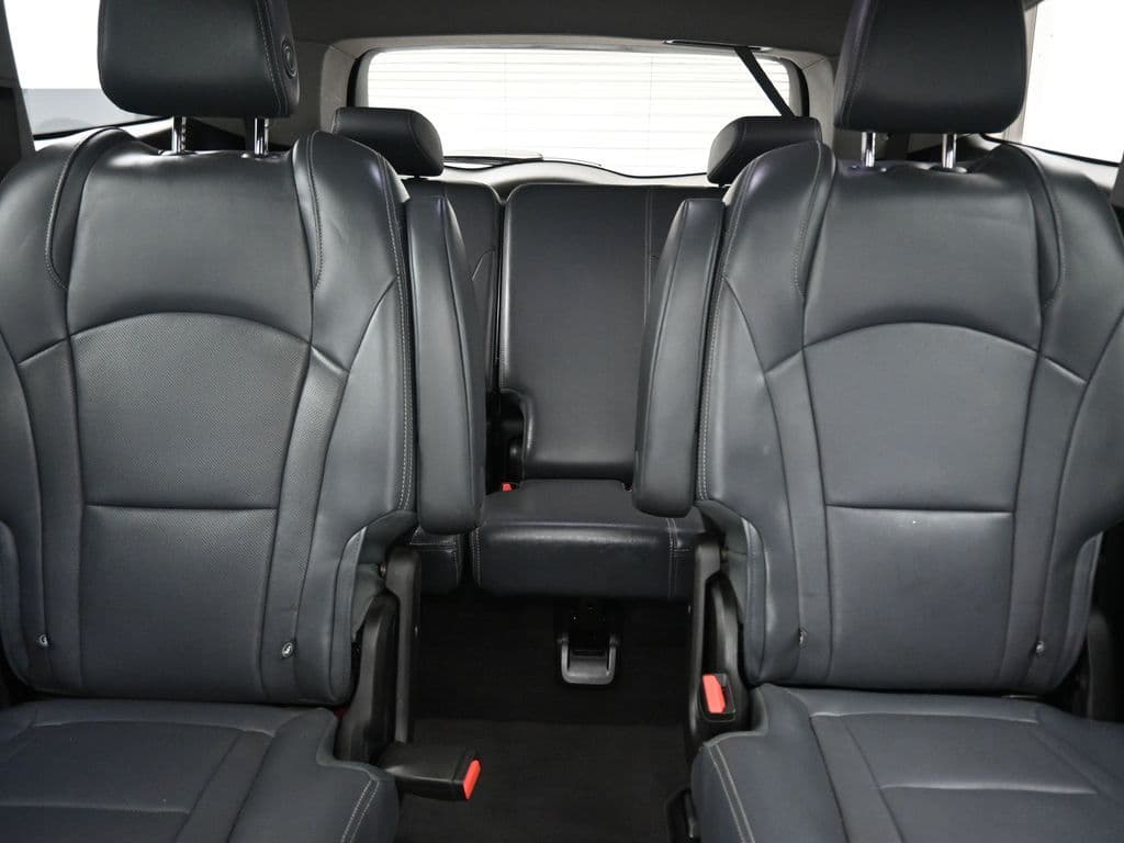 2018 Buick Enclave Essence, photo 29 of 72