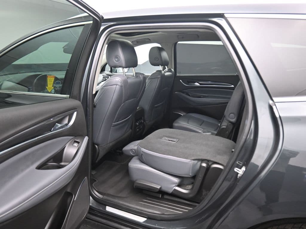 2018 Buick Enclave Essence, photo 35 of 72