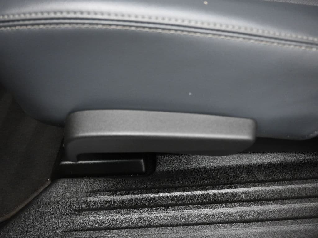 2018 Buick Enclave Essence, photo 33 of 72