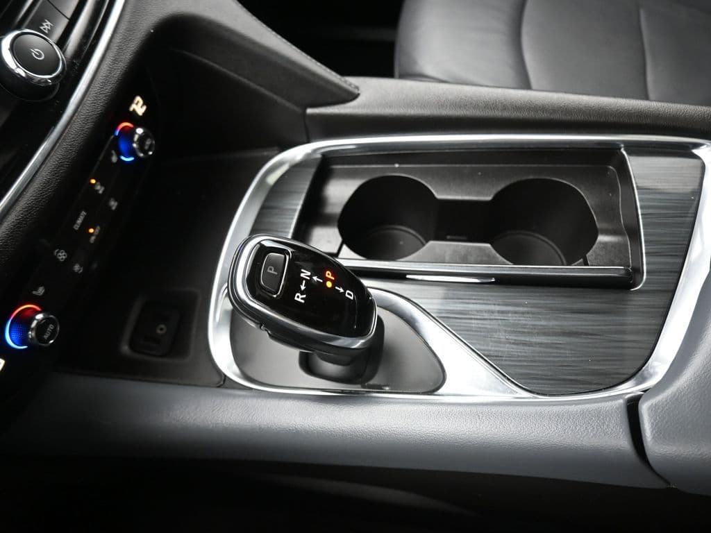2018 Buick Enclave Essence, photo 24 of 72