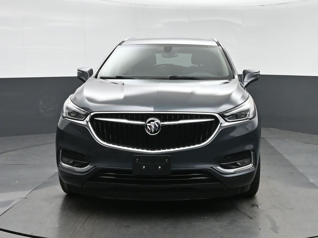 2018 Buick Enclave Essence, photo 2 of 72