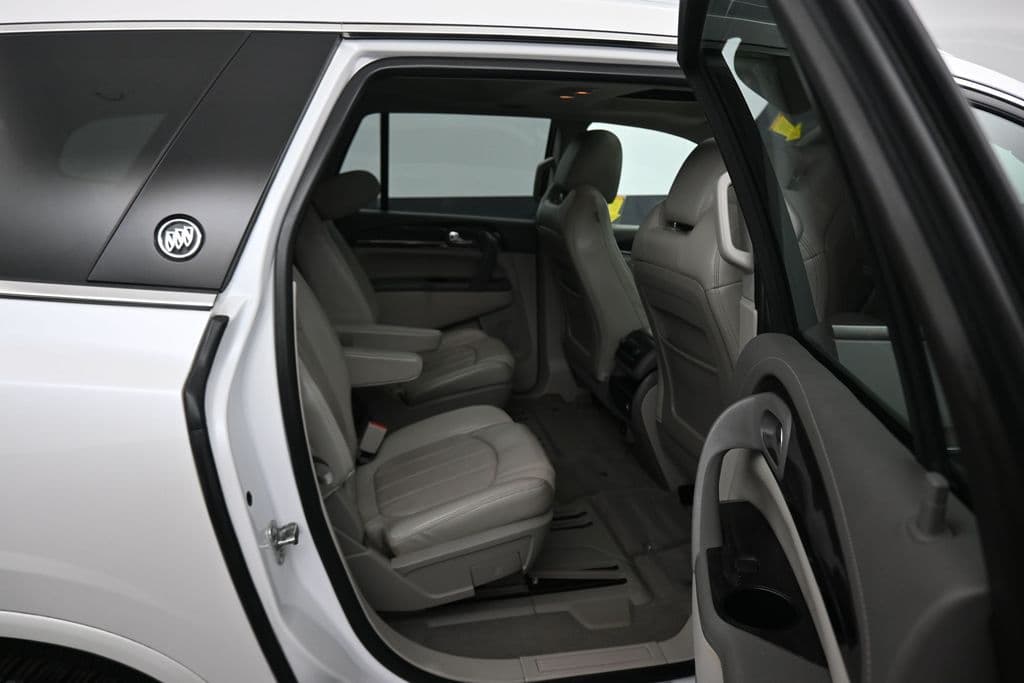 2017 Buick Enclave Leather Group, photo 46 of 76