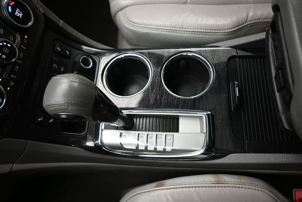 2017 Buick Enclave Leather Group, photo 26 of 76