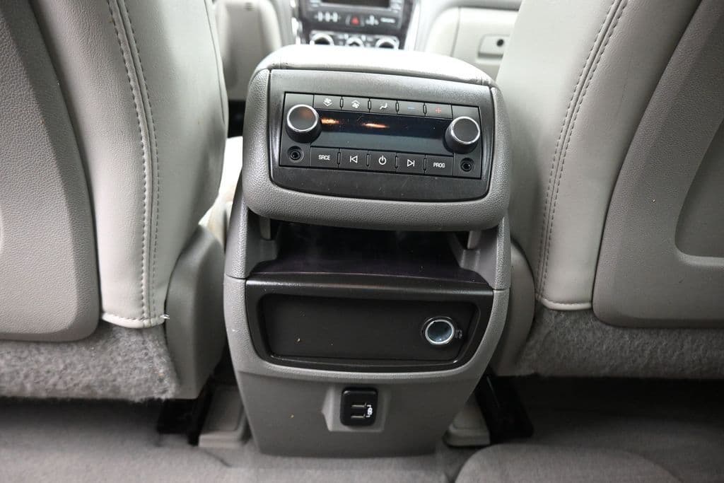 2017 Buick Enclave Leather Group, photo 38 of 76