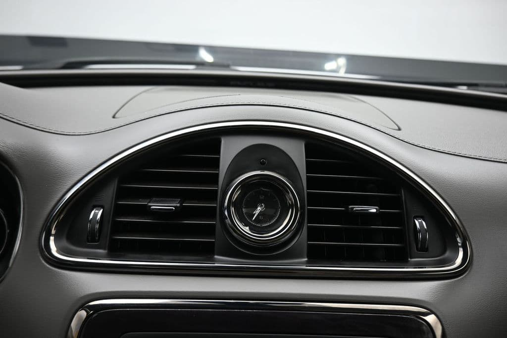 2017 Buick Enclave Leather Group, photo 18 of 76