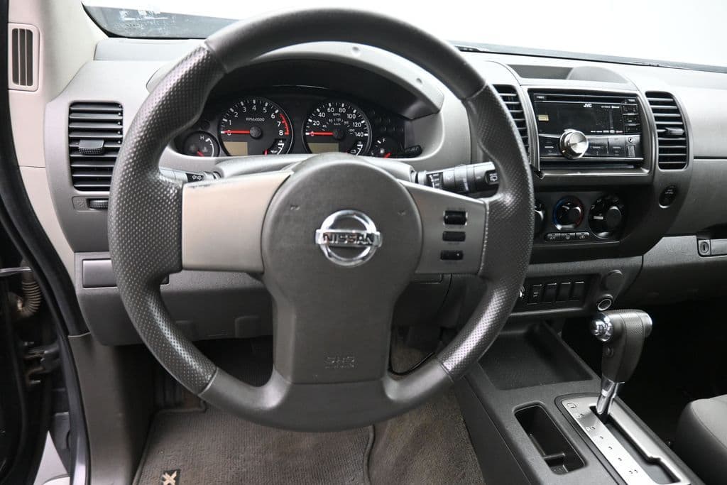 2010 Nissan Xterra X, photo 12 of 43