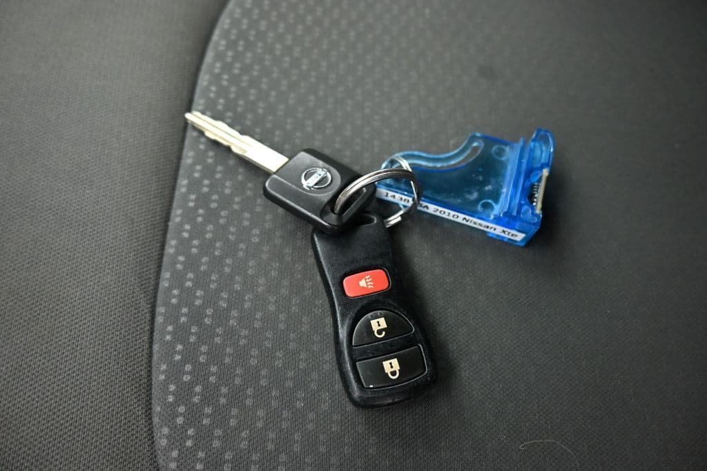 2010 Nissan Xterra X, photo 35 of 43