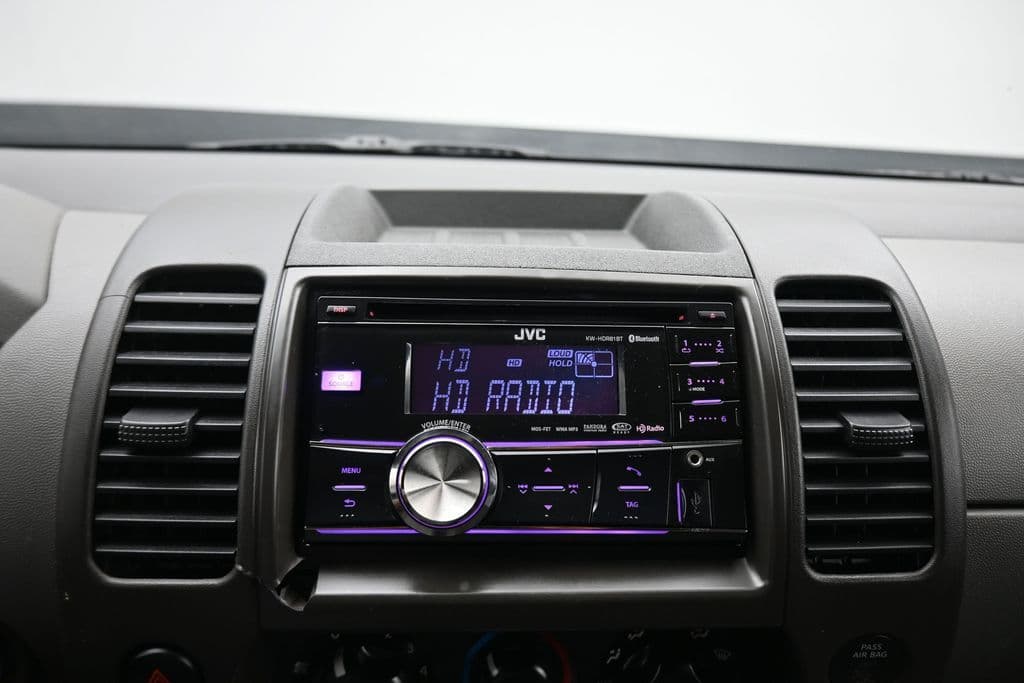 2010 Nissan Xterra X, photo 14 of 43