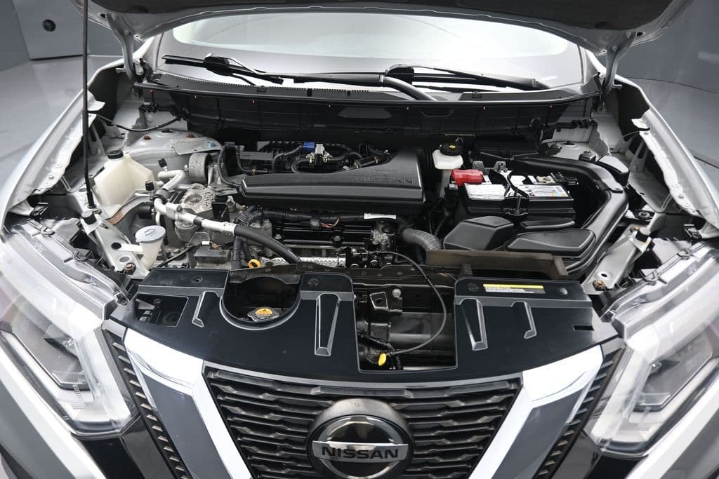 2020 Nissan Rogue SV, photo 52 of 63