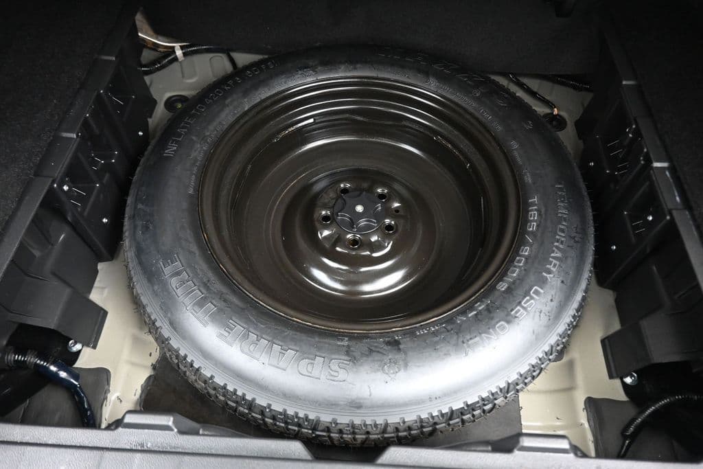 2022 Nissan Murano SV, photo 44 of 57