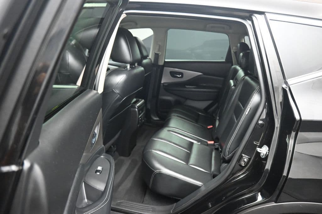 2022 Nissan Murano SV, photo 28 of 57