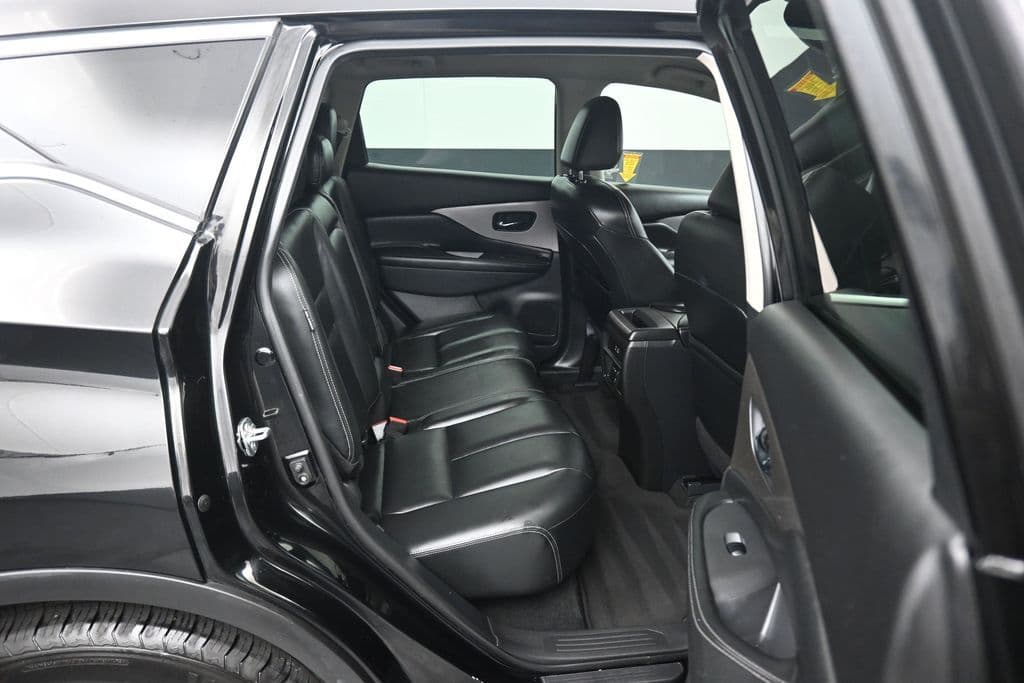 2022 Nissan Murano SV, photo 33 of 57