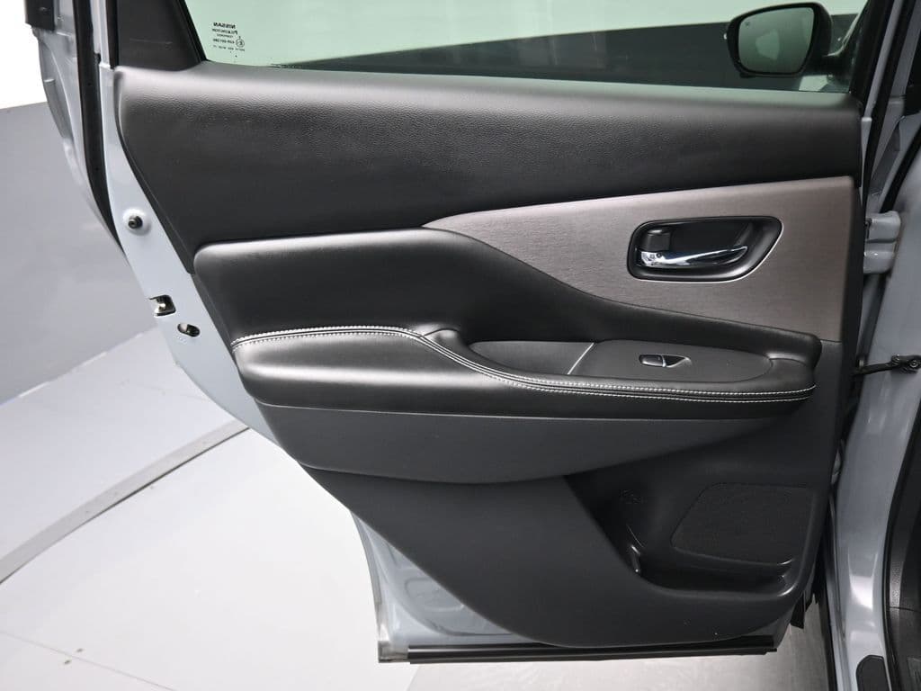 2022 Nissan Murano SL, photo 29 of 62