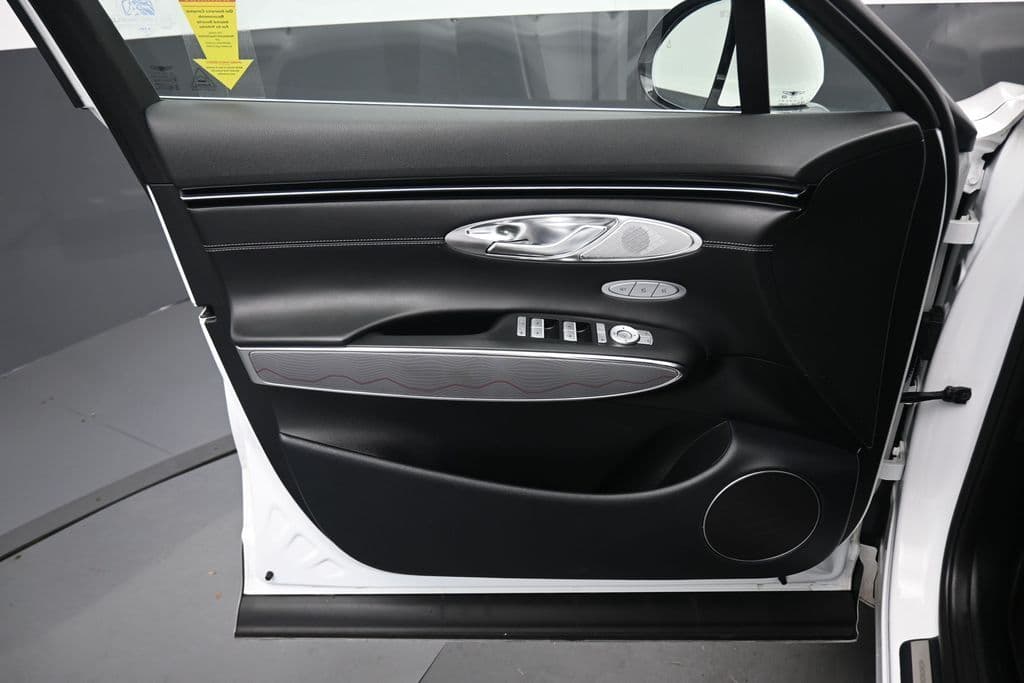 2024 Genesis GV70 2.5T, photo 9 of 71