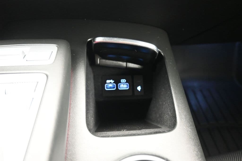 2024 Genesis GV70 2.5T, photo 29 of 71