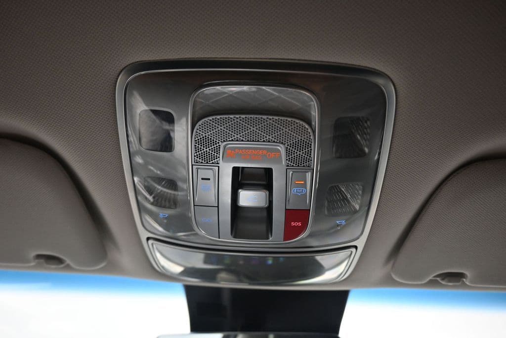 2024 Genesis GV70 2.5T, photo 31 of 71