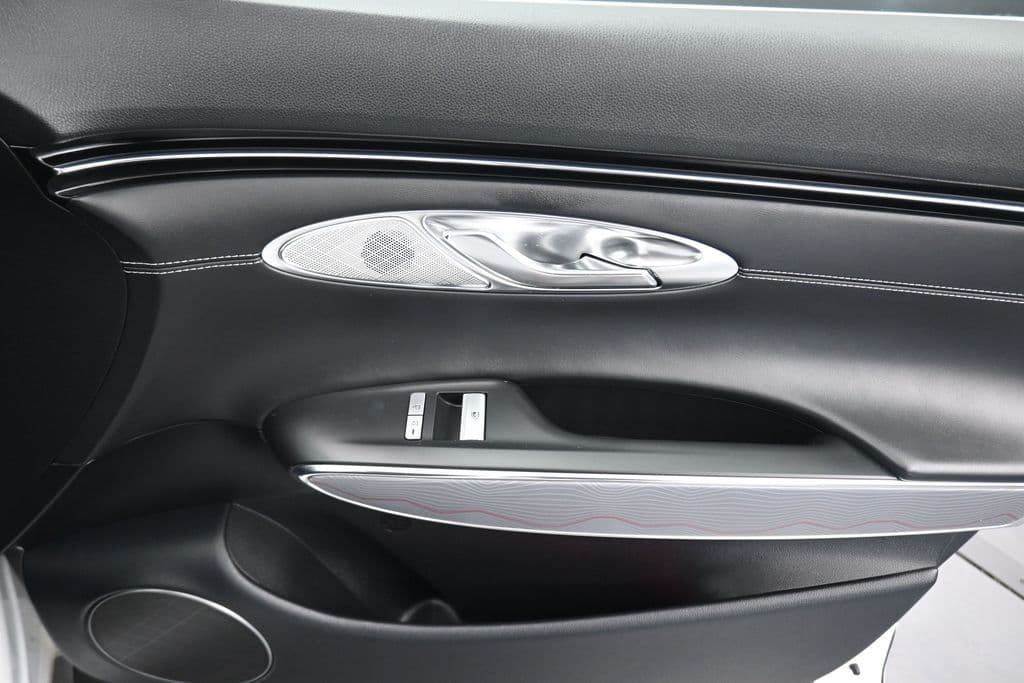 2024 Genesis GV70 2.5T, photo 49 of 71