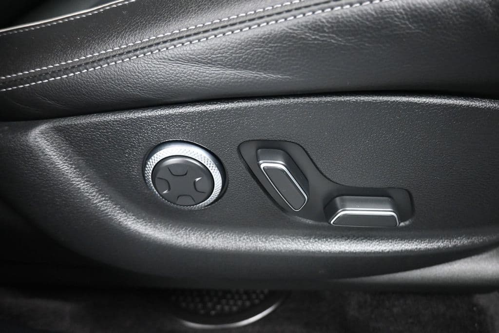 2024 Genesis GV70 2.5T, photo 51 of 71