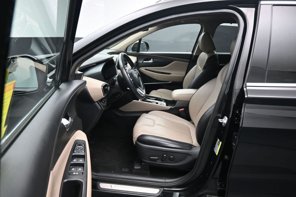 2019 Hyundai Santa Fe Limited, photo 11 of 68