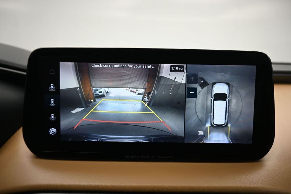 2021 Hyundai Santa Fe Calligraphy, photo 21 of 73