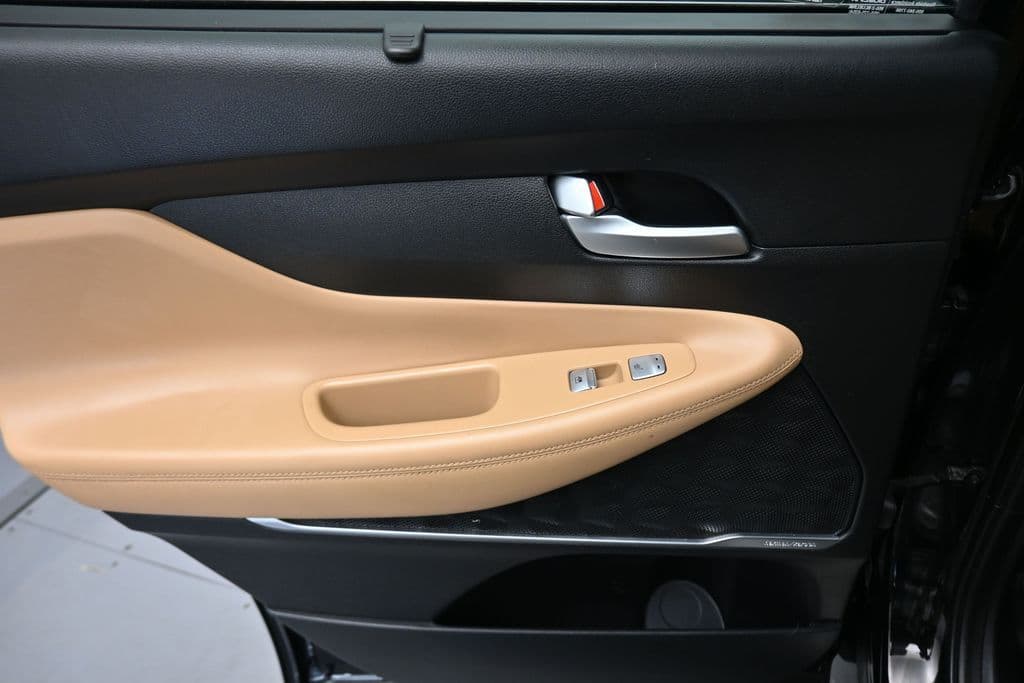 2021 Hyundai Santa Fe Calligraphy, photo 38 of 73