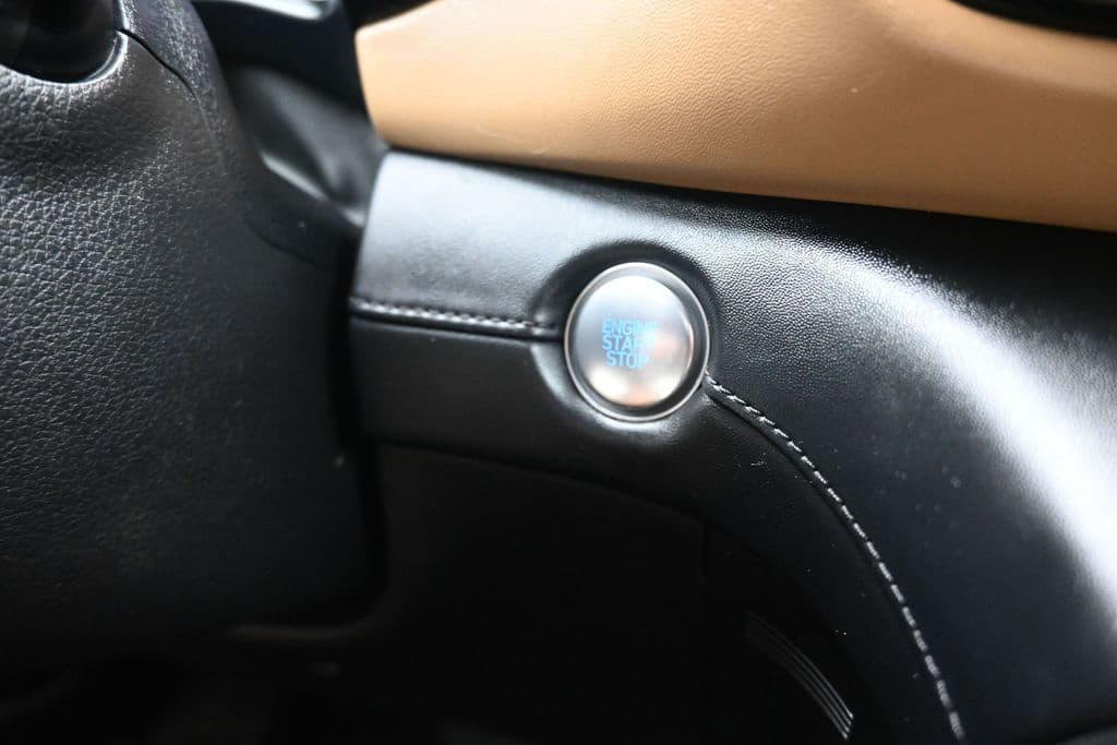 2021 Hyundai Santa Fe Calligraphy, photo 28 of 73