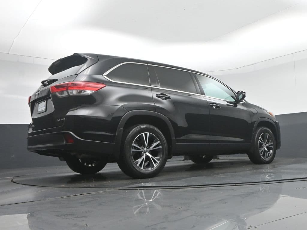 2019 Toyota Highlander LE Plus, photo 64 of 68