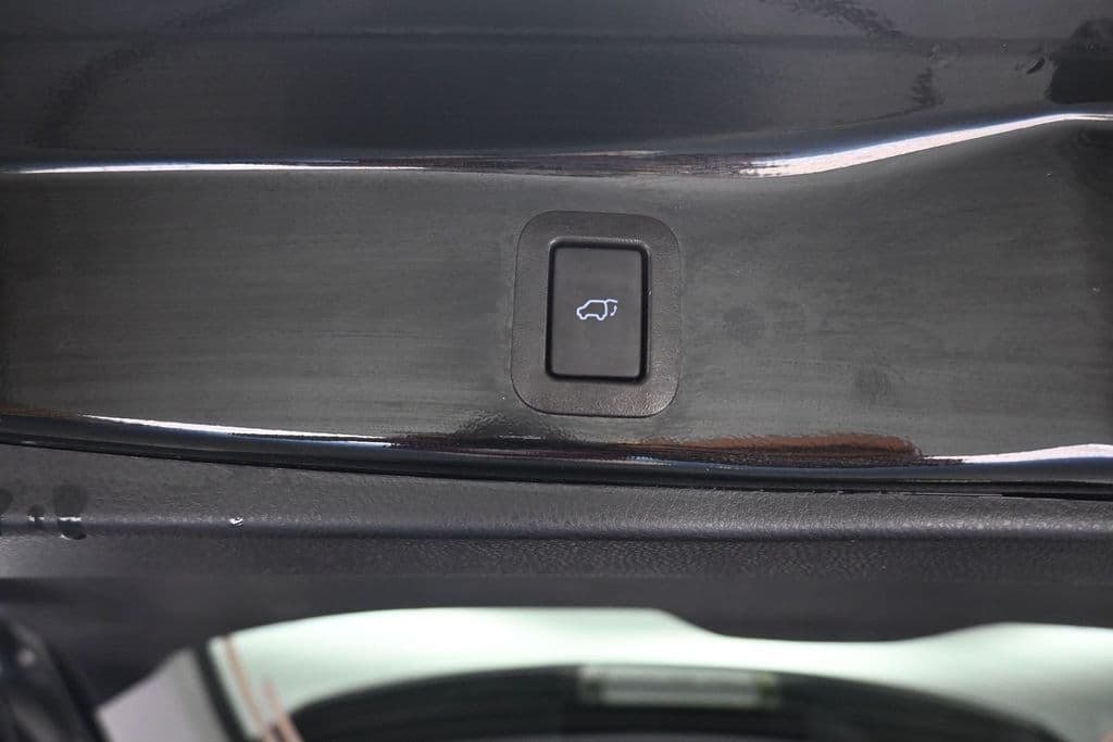 2019 Toyota Highlander LE Plus, photo 54 of 68