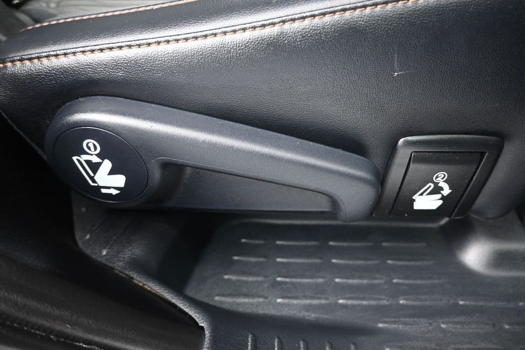 2019 Toyota Highlander LE Plus, photo 44 of 68