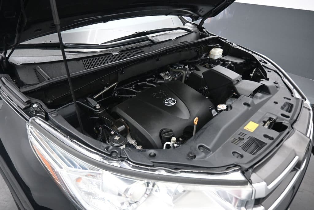 2019 Toyota Highlander LE Plus, photo 56 of 68
