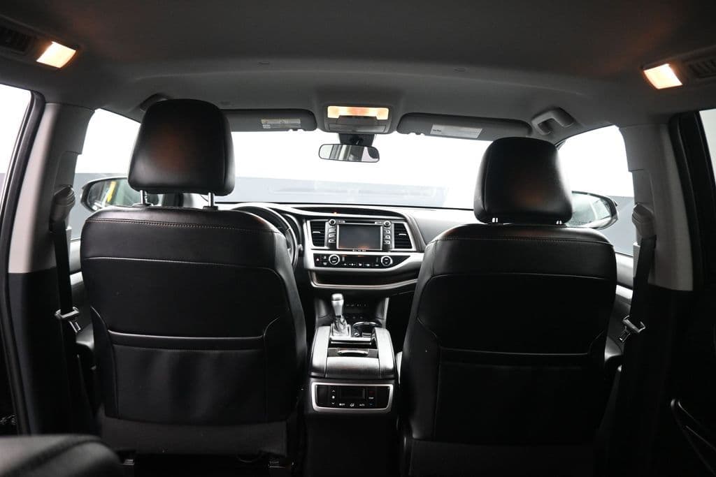 2019 Toyota Highlander LE Plus, photo 40 of 68