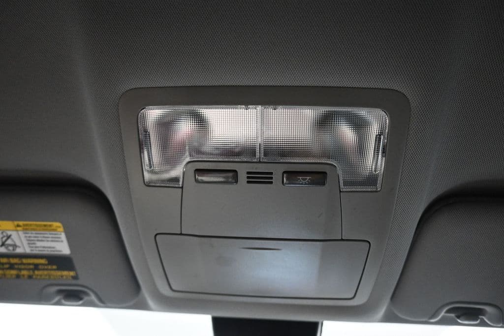 2019 Toyota Highlander LE Plus, photo 23 of 68