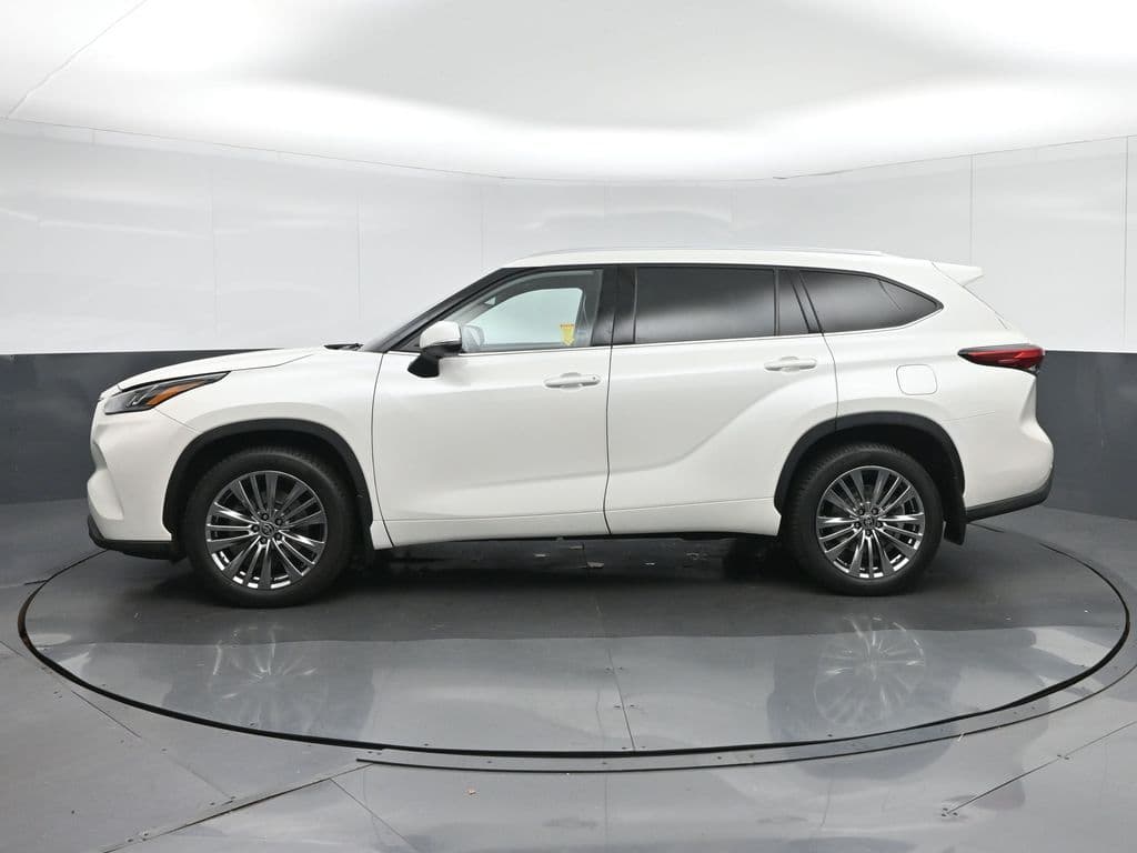 2021 Toyota Highlander Limited, photo 4 of 74