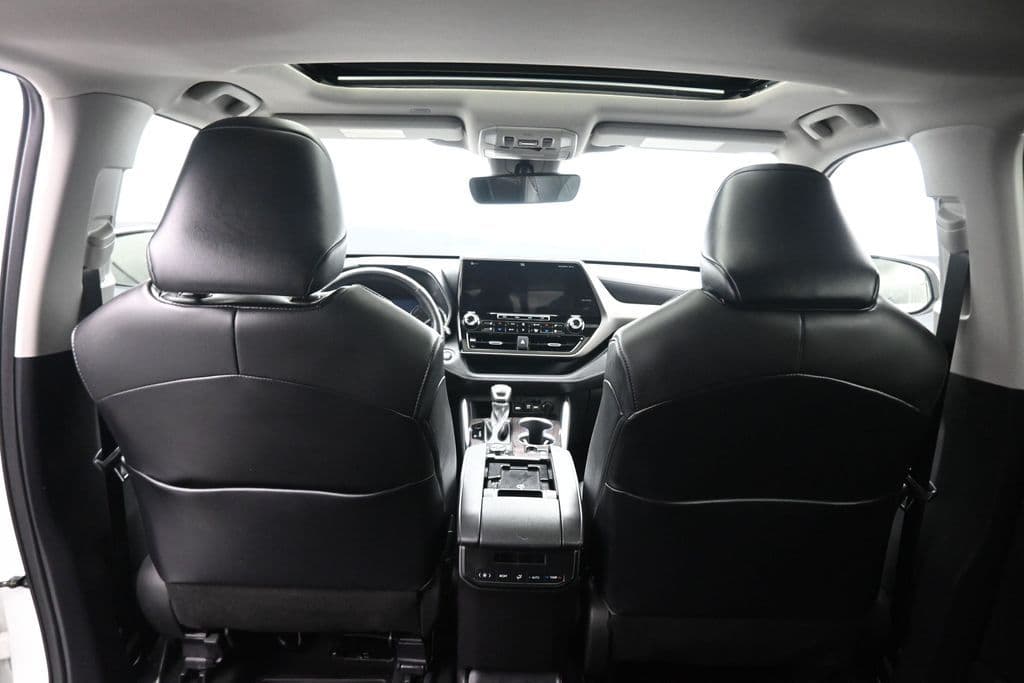 2021 Toyota Highlander Limited, photo 43 of 74