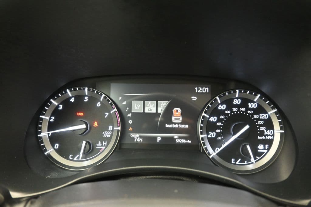 2020 Toyota Highlander XLE, photo 15 of 73