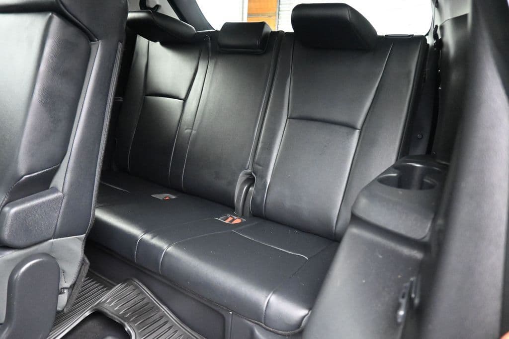 2020 Toyota Highlander XLE, photo 39 of 73