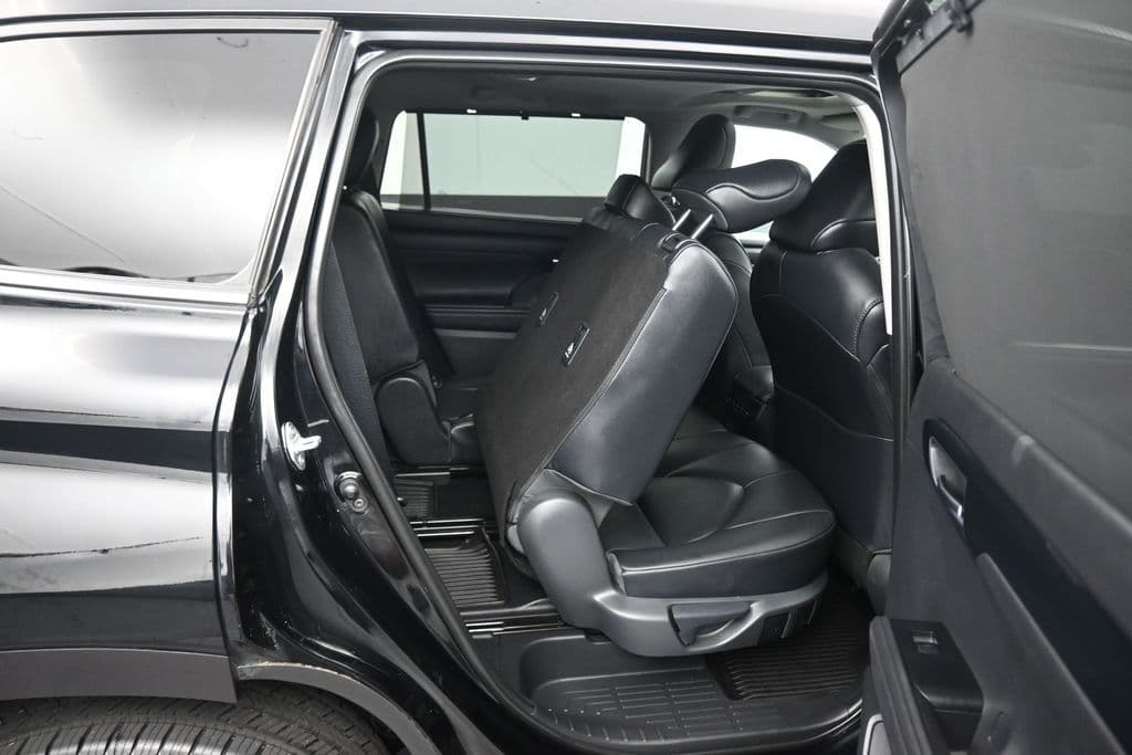 2020 Toyota Highlander XLE, photo 49 of 73