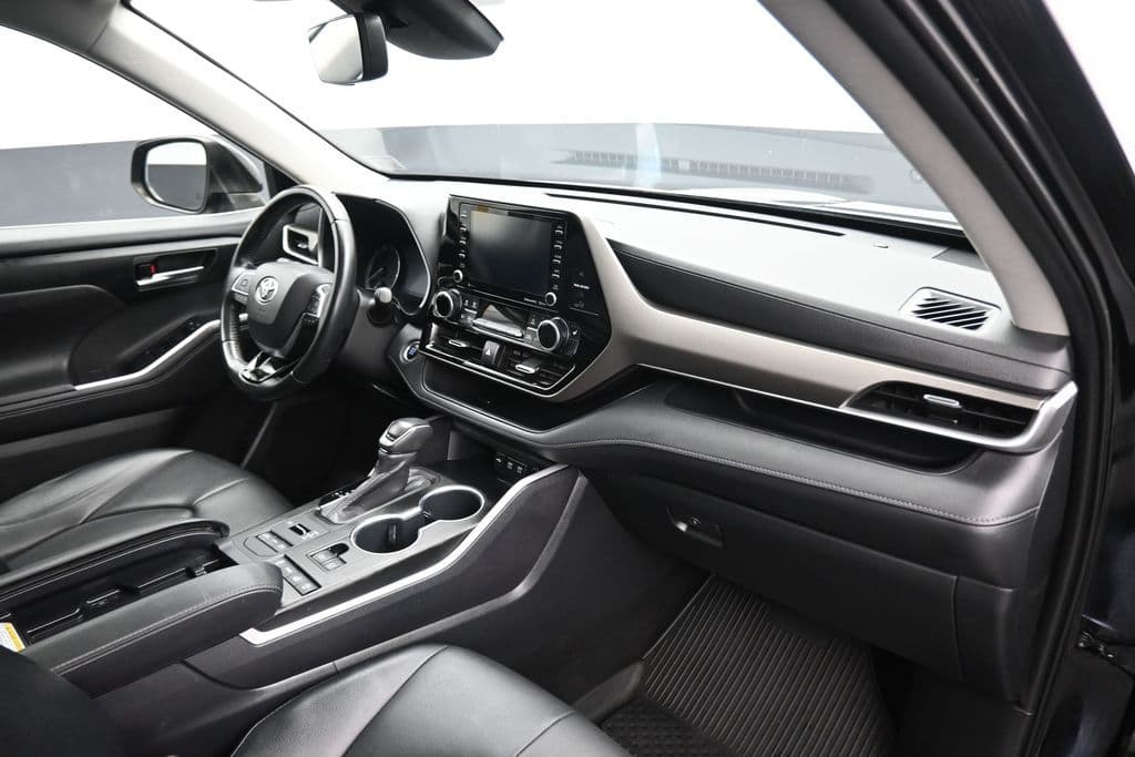 2020 Toyota Highlander XLE, photo 57 of 73